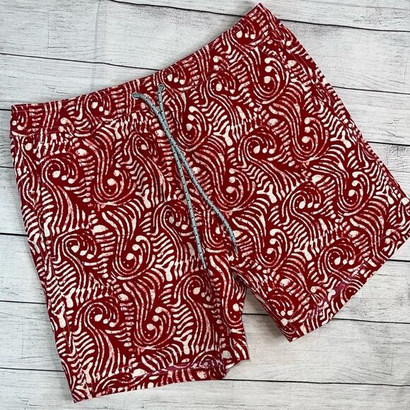 J. Crew NEW Men's 6" Stretch Swim Trunks in Red Print Size Medium - Picture 1 of 5